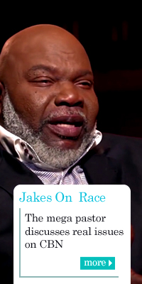 BUZZWORTHY: TD Jakes On Race, Lifetime's 'Preach' & Kirk's